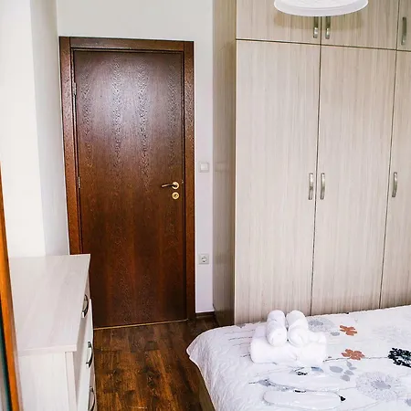 Apartamento Saketi